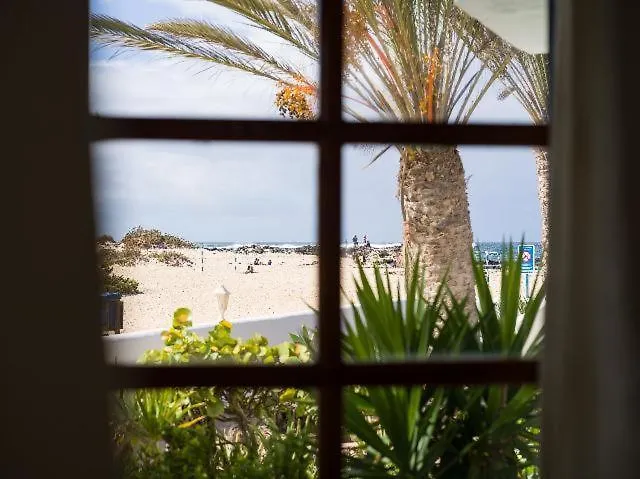 아파트 Apartamento Nire Lula En La Misma Playa Cotillo