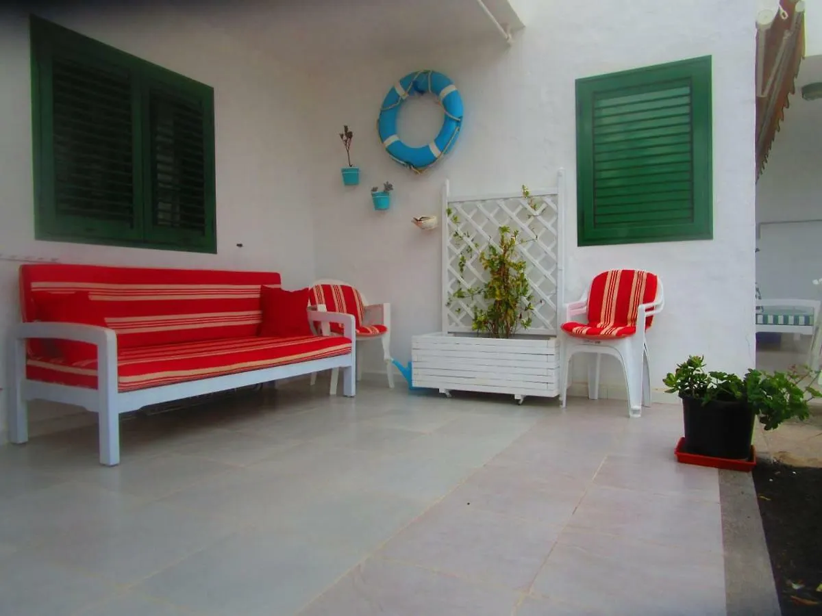 아파트 Apartamento Nire Lula En La Misma Playa Cotillo 스페인